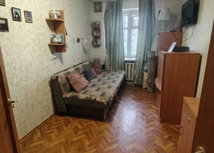 Продаётся 3-комнатная квартира, 56.4 м²
