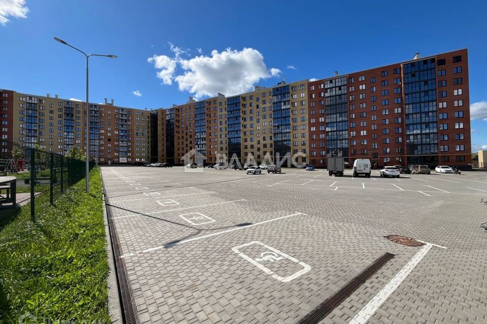 Продаётся 2-комнатная квартира, 60.9 м²