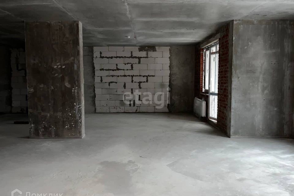 Продаётся 3-комнатная квартира, 99.8 м²