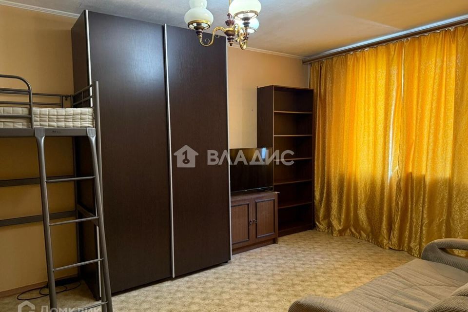 Продаётся 1-комнатная квартира, 37.5 м²