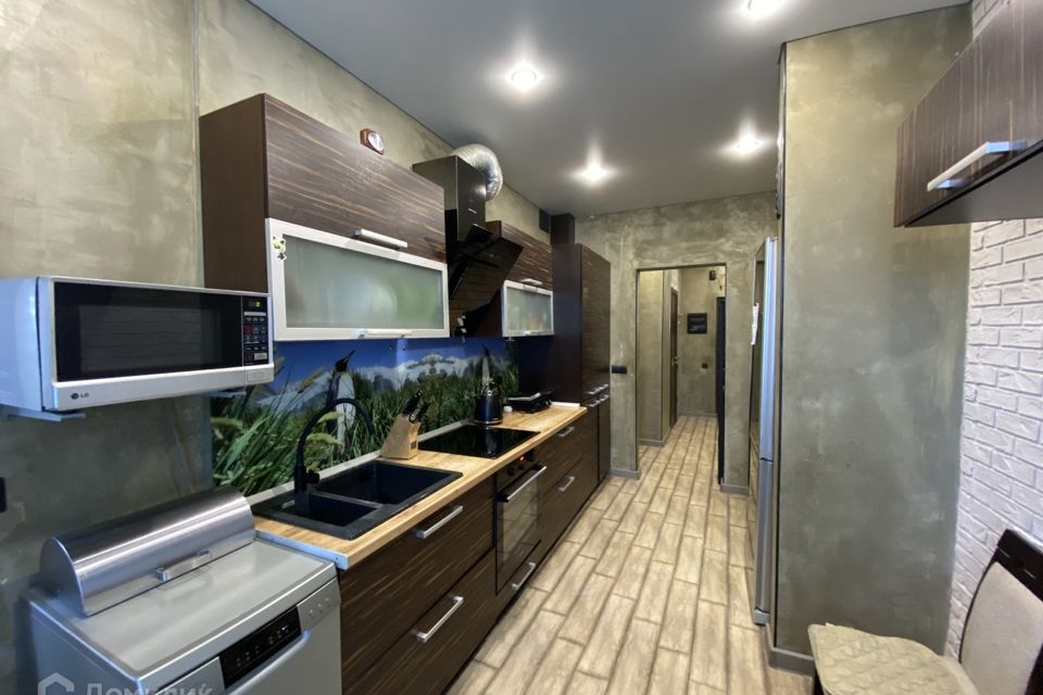Продаётся 2-комнатная квартира, 71 м²