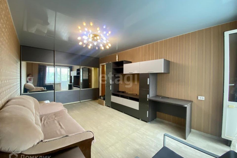Продаётся 1-комнатная квартира, 38 м²