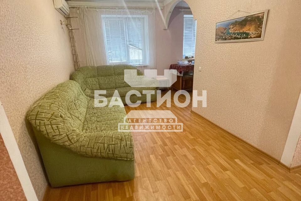Продаётся 3-комнатная квартира, 59.3 м²