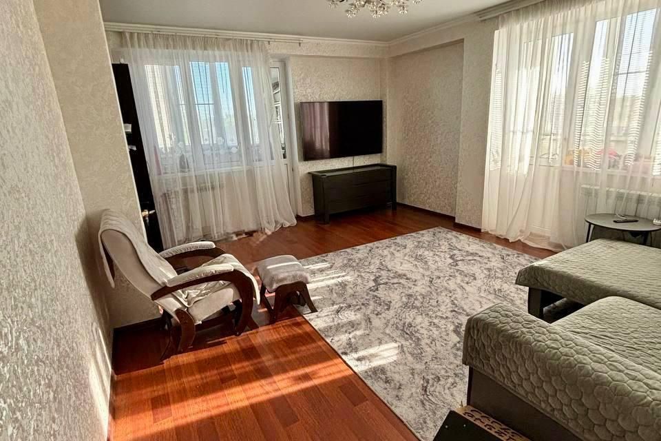 Продаётся 3-комнатная квартира, 82.3 м²