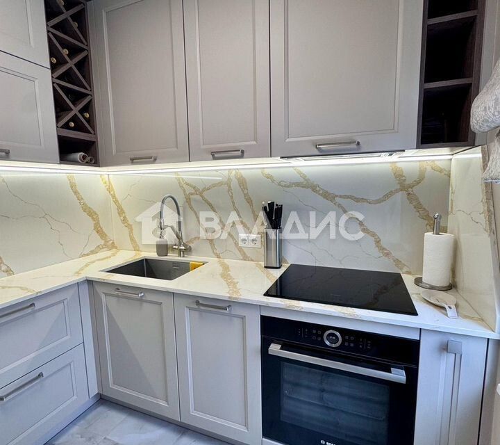 Продаётся 3-комнатная квартира, 65 м²