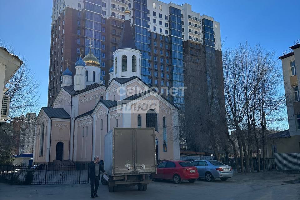 Продаётся 2-комнатная квартира, 67.8 м²
