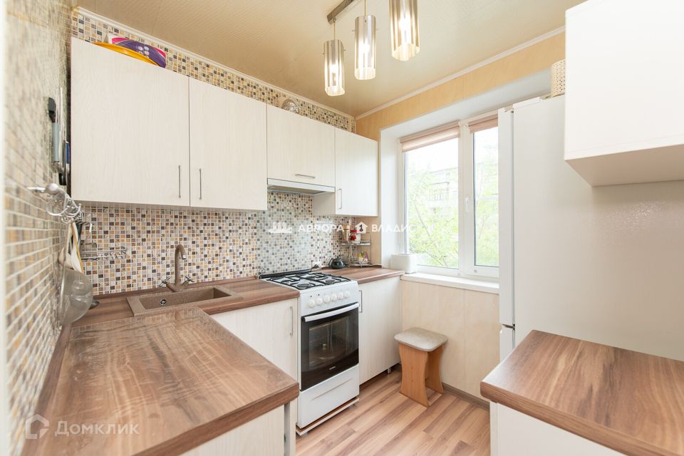 Продаётся 3-комнатная квартира, 47.2 м²
