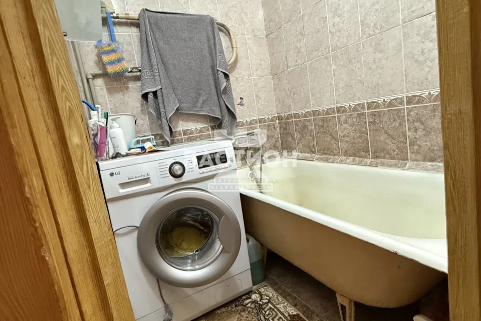 Продаётся 3-комнатная квартира, 55.4 м²