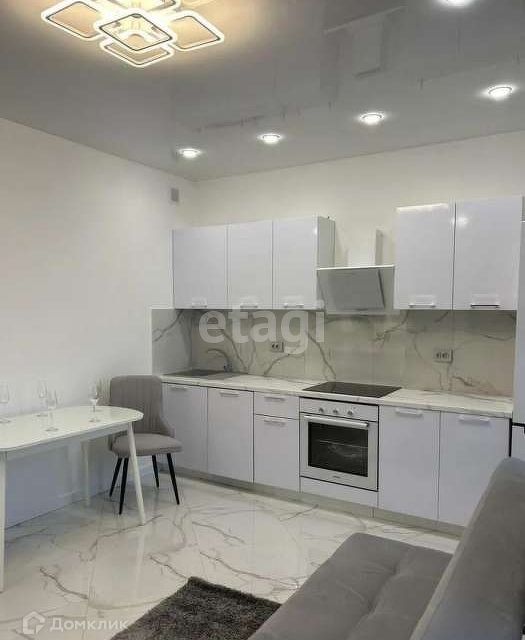Сдаётся 1-комнатная квартира, 53 м²