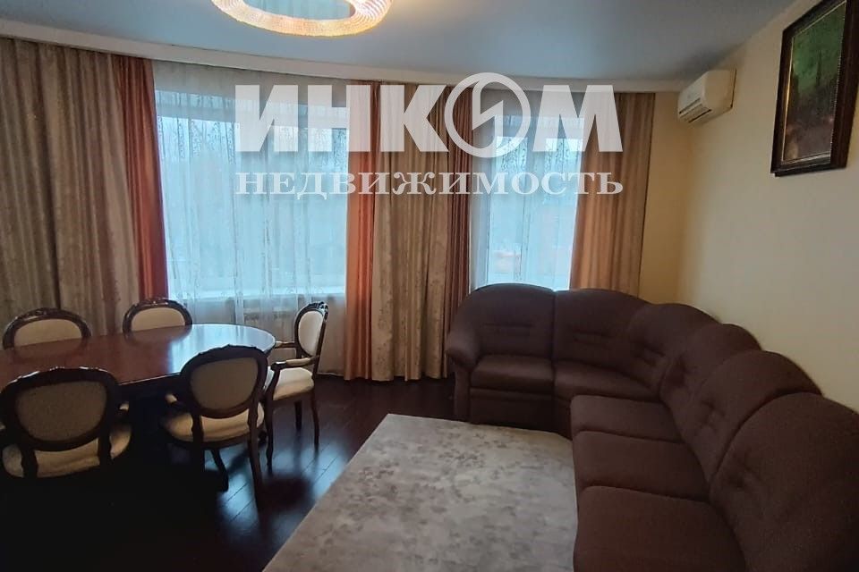 Сдаётся 3-комнатная квартира, 92 м²