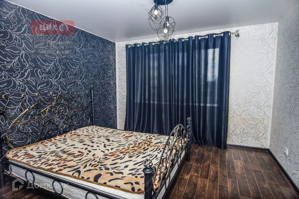 Продаётся 1-комнатная квартира, 61 м²
