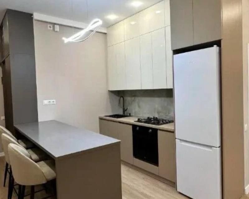 Сдаётся 2-комнатная квартира, 64.4 м²
