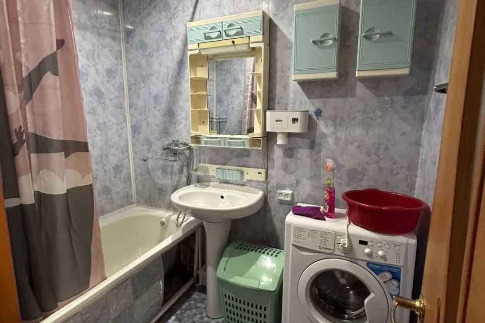 Продаётся комната в 1-комн. квартире, 33.9 м²