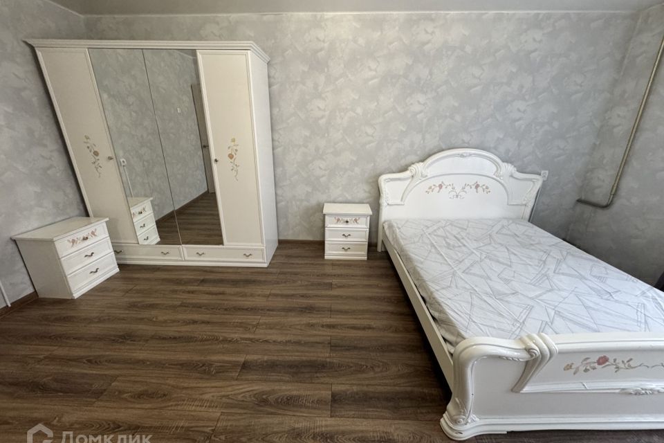 Продаётся 1-комнатная квартира, 37.7 м²