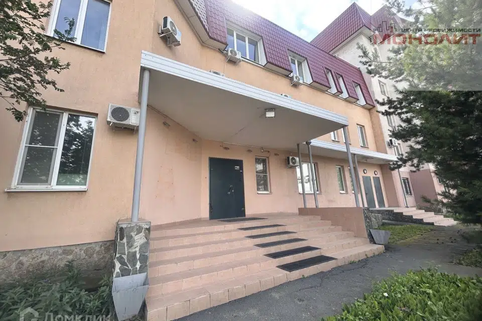 Сдаётся офис, 1200 м²