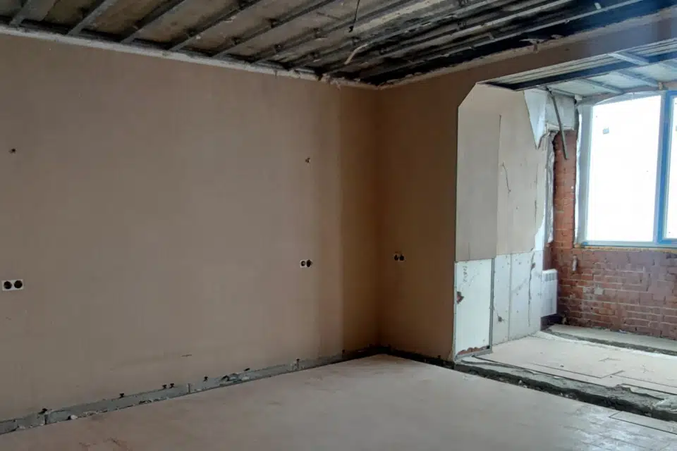 Продаётся 4-комнатная квартира, 182.3 м²