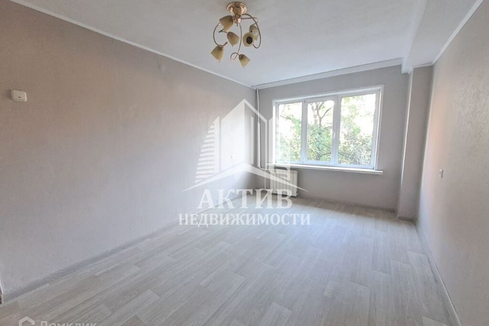Продаётся 3-комнатная квартира, 55.4 м²