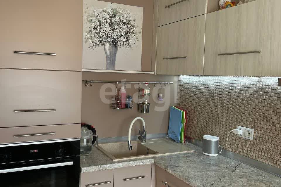 Продаётся 2-комнатная квартира, 51.6 м²