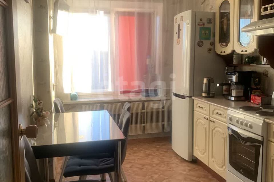 Продаётся 1-комнатная квартира, 40.2 м²
