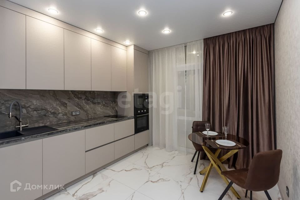 Продаётся 1-комнатная квартира, 41.1 м²