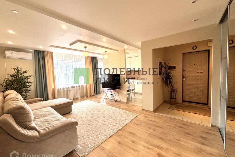 Продаётся 3-комнатная квартира, 64.5 м²