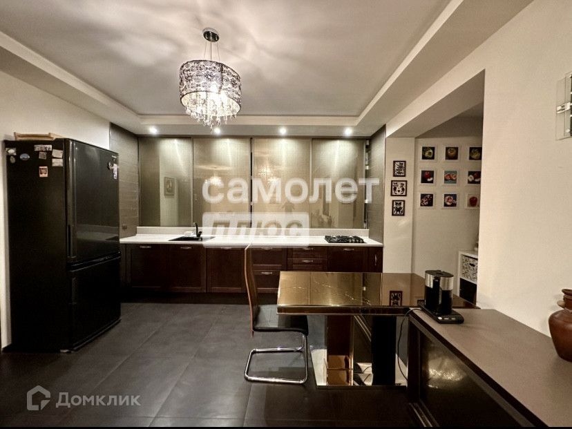 Продаётся 1-комнатная квартира, 50 м²