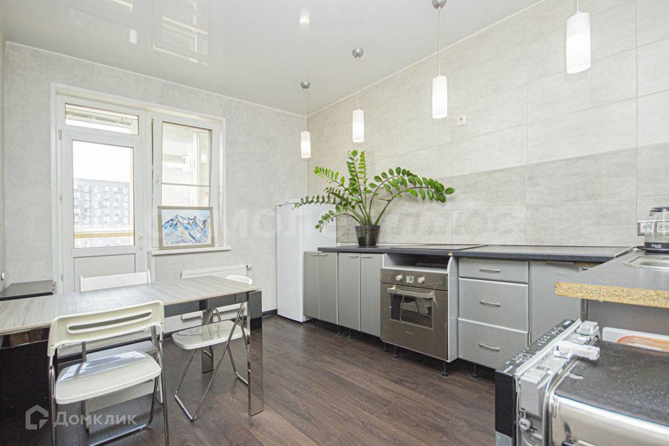 Продаётся 2-комнатная квартира, 57.3 м²