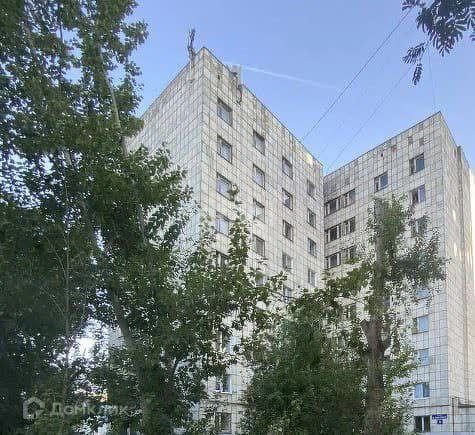 Продаётся комната в 3-комн. квартире, 13.6 м²