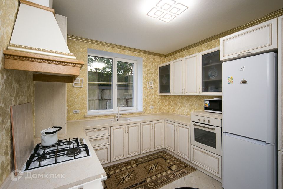 Продаётся 2-комнатная квартира, 63.1 м²