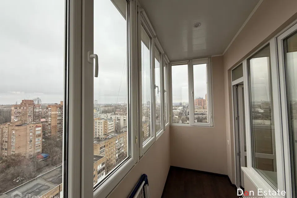 Продаётся 3-комнатная квартира, 100 м²