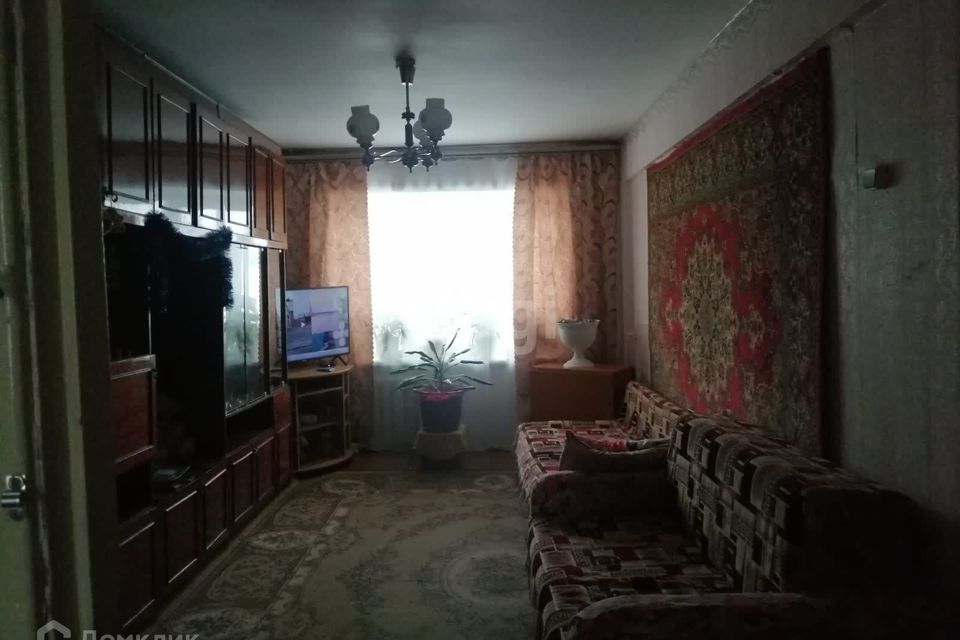 Продаётся 3-комнатная квартира, 59.7 м²
