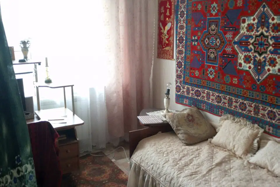 Продаётся 4-комнатная квартира, 62 м²