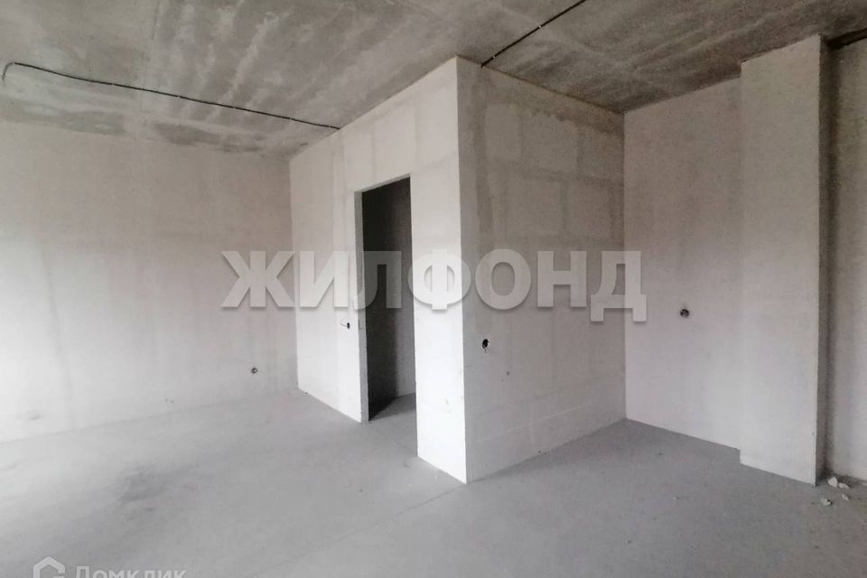 Продаётся 1-комнатная квартира, 37.9 м²