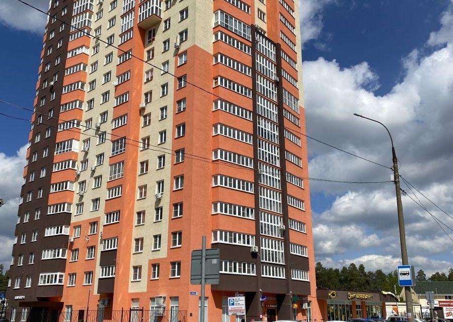 Продаётся 4-комнатная квартира, 82.6 м²