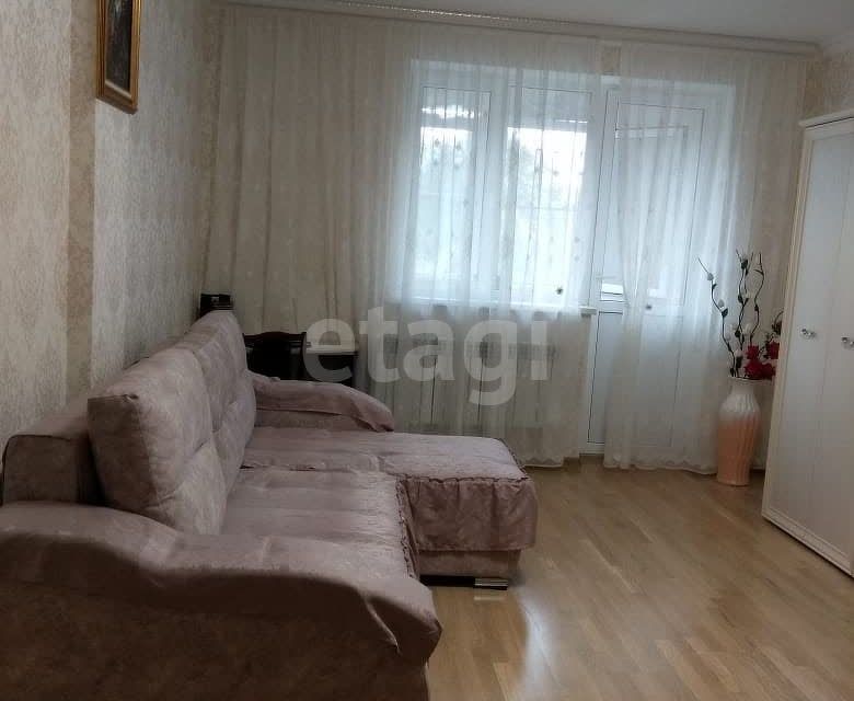 Продаётся 1-комнатная квартира, 48.6 м²