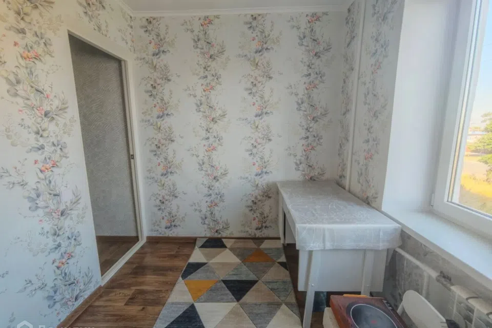 Продаётся 2-комнатная квартира, 42.8 м²