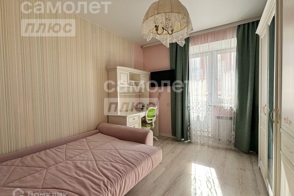 Продаётся 1-комнатная квартира, 52.3 м²