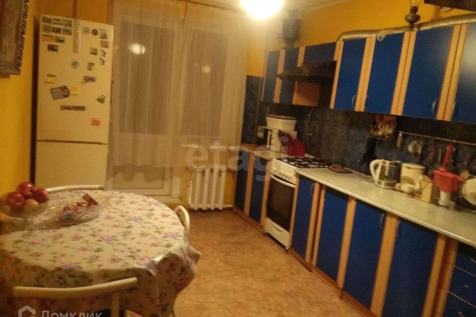 Продаётся 3-комнатная квартира, 90 м²