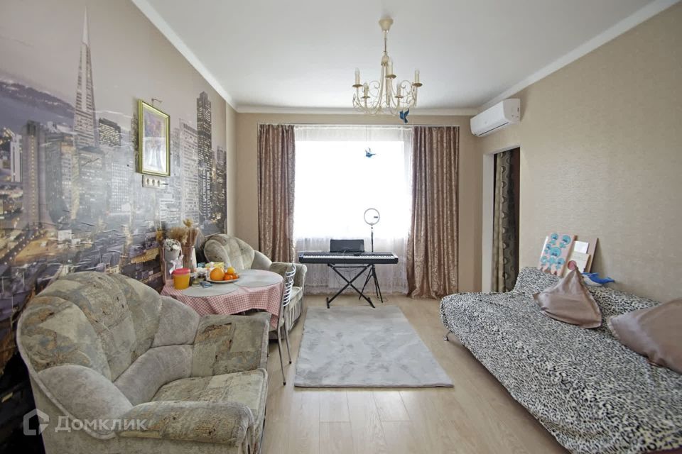 Продаётся 1-комнатная квартира, 38.7 м²