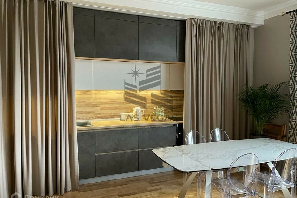 Сдаётся 3-комнатная квартира, 80 м²
