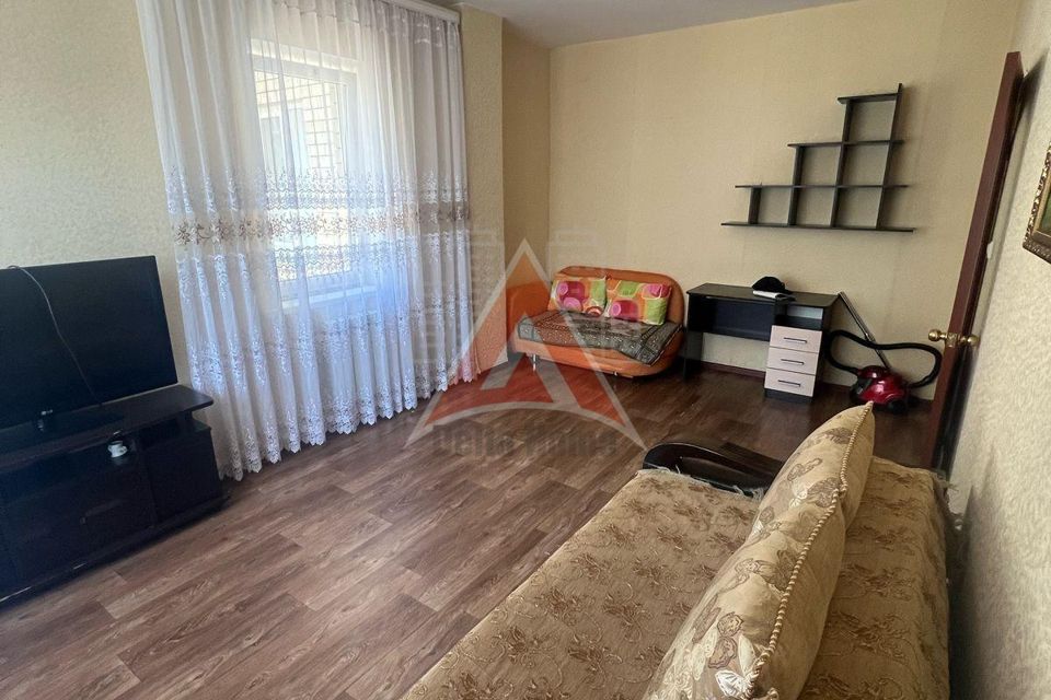 Продаётся 1-комнатная квартира, 41.5 м²