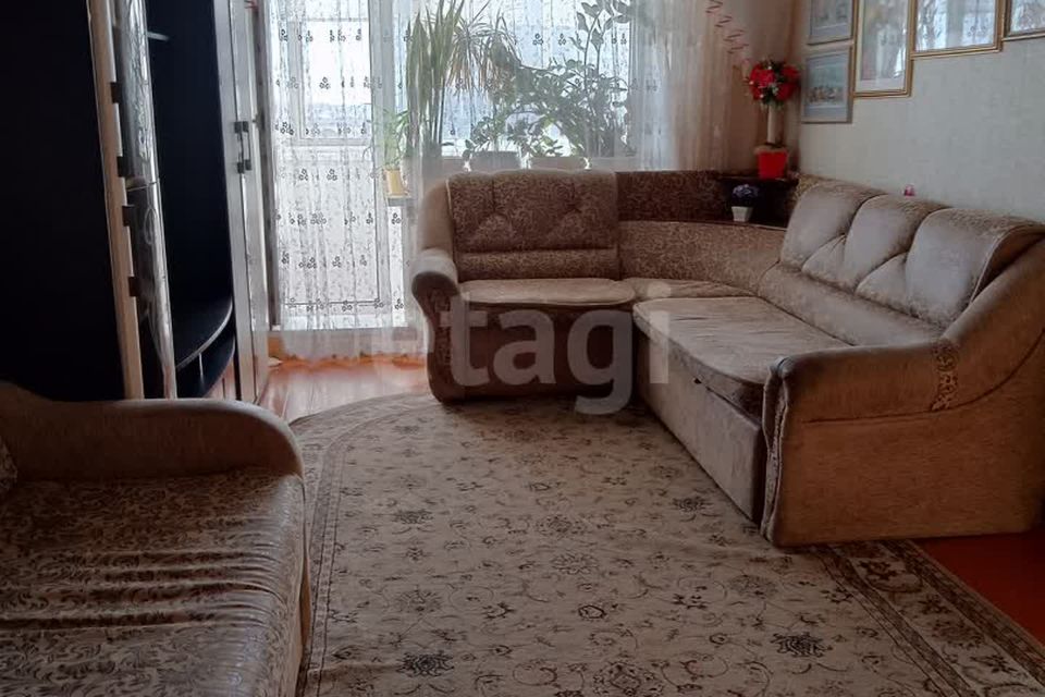 Продаётся 2-комнатная квартира, 40.9 м²