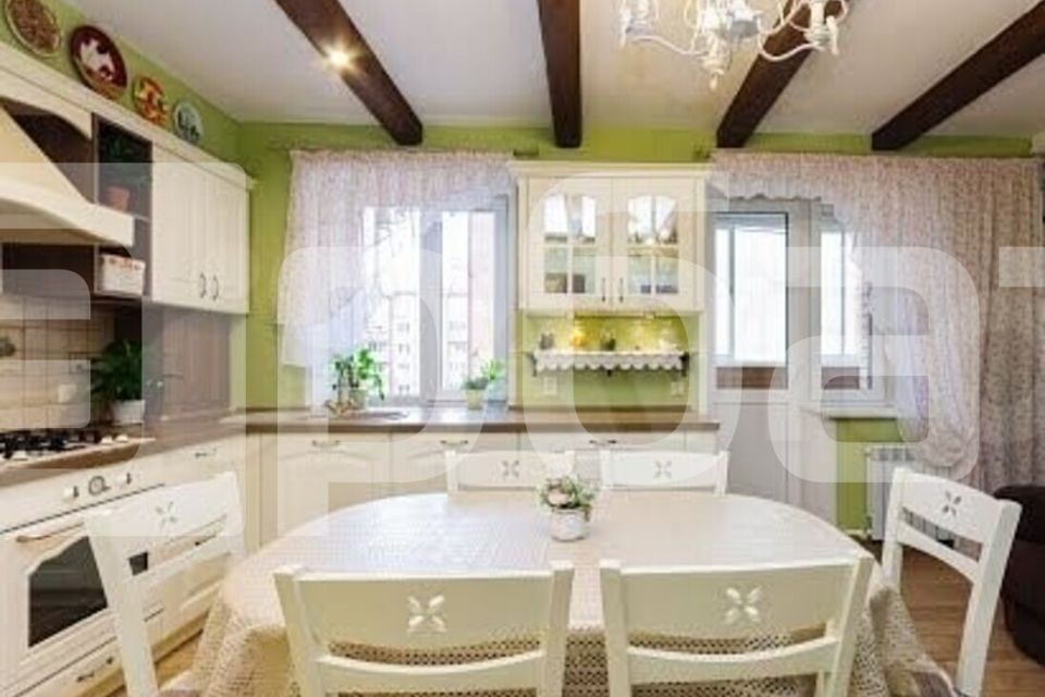 Продаётся 3-комнатная квартира, 94 м²