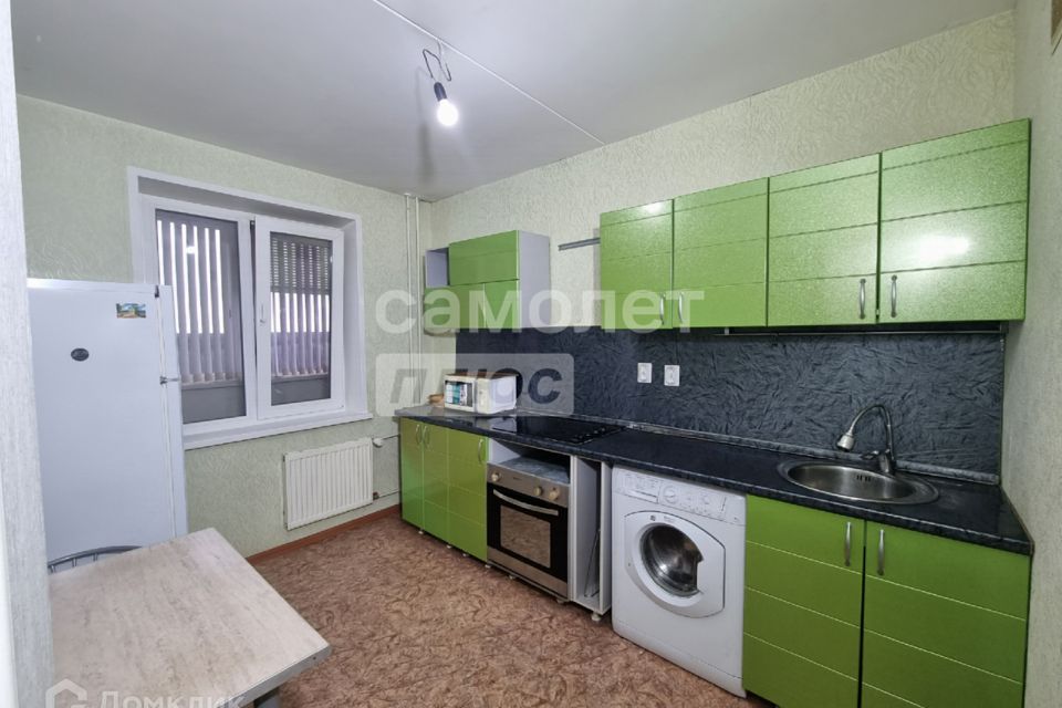 Продаётся 1-комнатная квартира, 41.9 м²