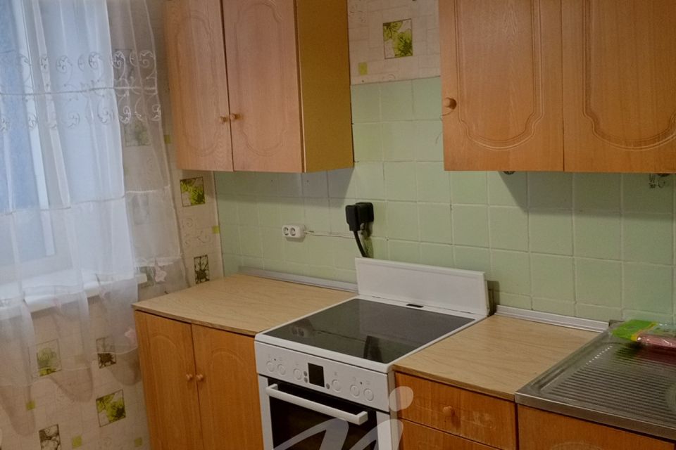 Сдаётся 1-комнатная квартира, 38 м²