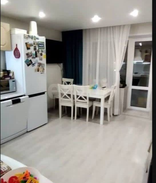 Продаётся 3-комнатная квартира, 89.7 м²