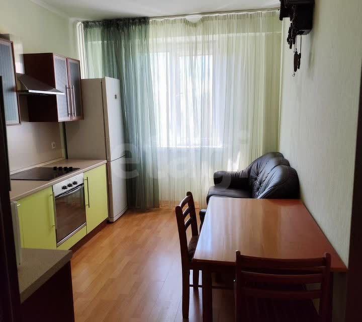 Сдаётся 1-комнатная квартира, 42.2 м²