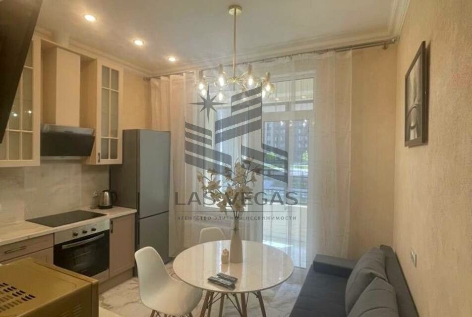 Сдаётся 1-комнатная квартира, 40 м²