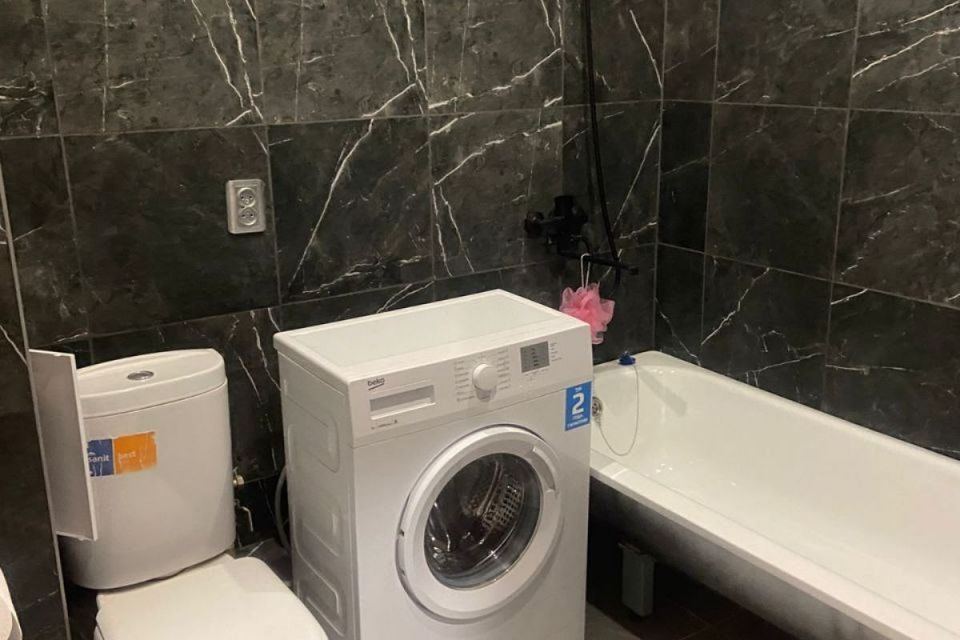 Продаётся 1-комнатная квартира, 35.8 м²