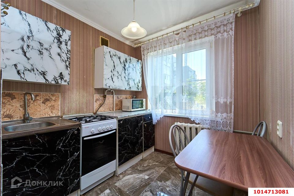 Продаётся 3-комнатная квартира, 60.9 м²